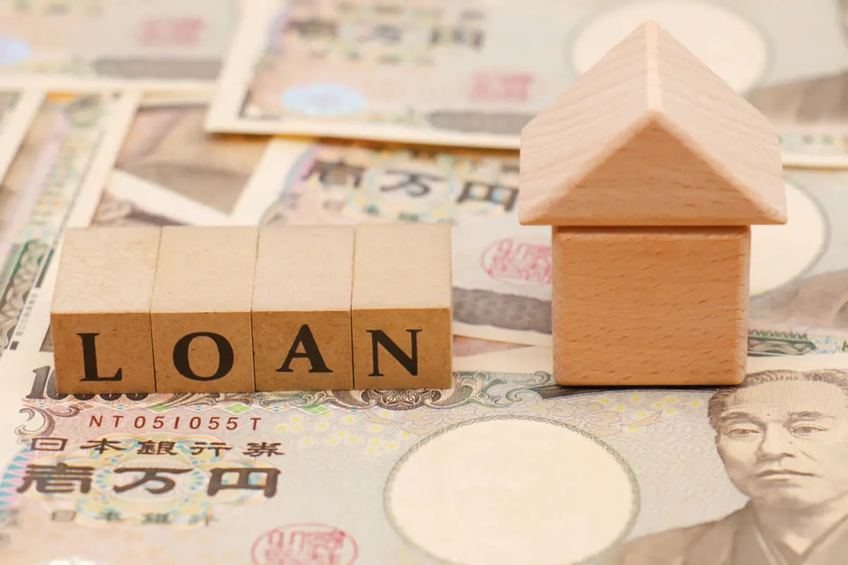 40歳で「35年・3000万円」の住宅ローンを組んだ会社員。完済は「75歳」の予定だけど、定年後、年金から“月10万円”の返済はキツイ!? 本当に返済できるか解説