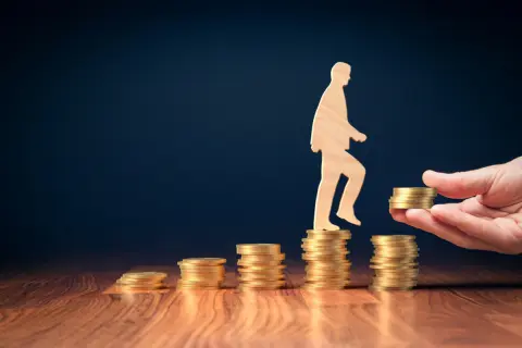 雇用保険料が急上昇…。「給与が増えても手取りが減る」働き手のリアルな実感とは？