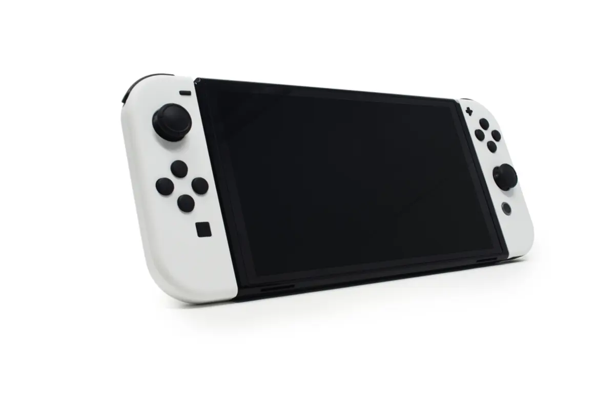 小学6年生の息子が「誕生日プレゼントはSwitch2がいい！」と言っています。小学生に「5万円」は流石に高いと思うのですが、買ってあげるべきでしょうか？