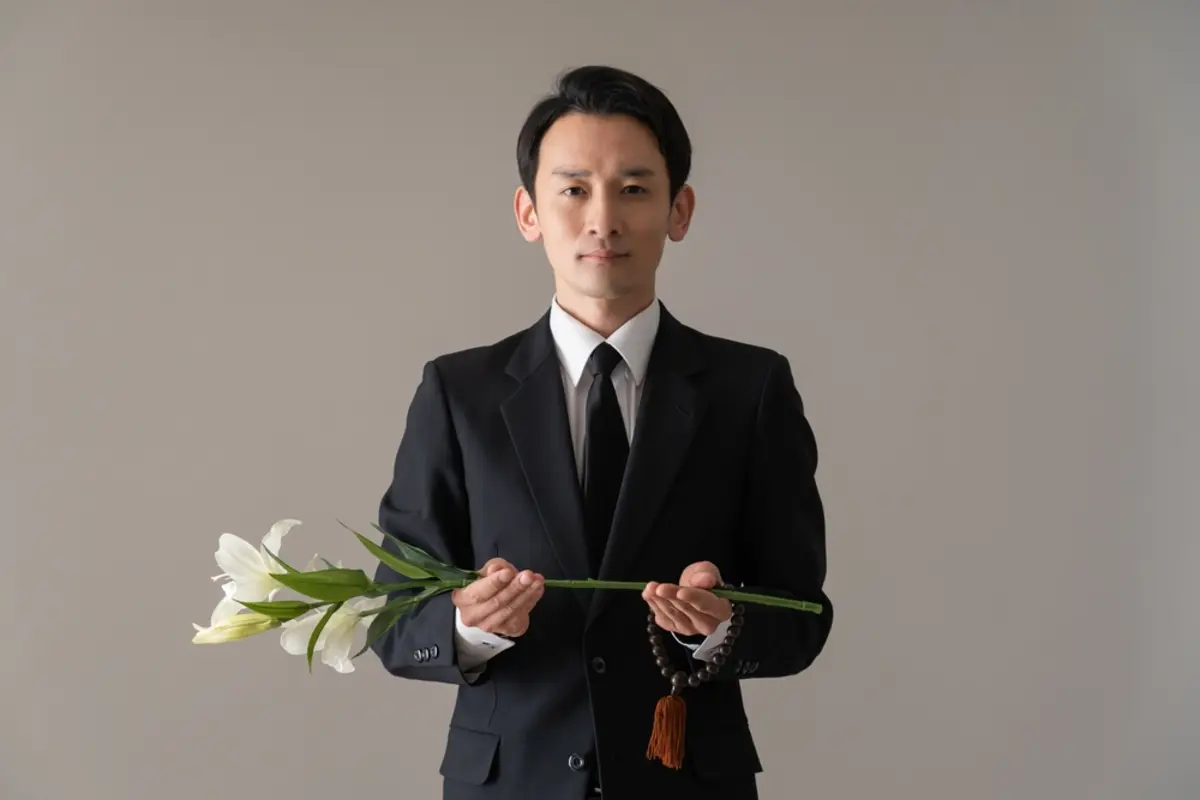 30代の男性です。「礼服」を買いたいと考えていますが、金額差が生まれる要因はなんなのでしょうか？ 「3万円」と「10万円」のものだと何が違うのですか？