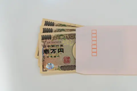 親の介護で「休職」…。収入ゼロを回避するための「介護休業給付金」でいくらもらえる？ 「申請方法」は？