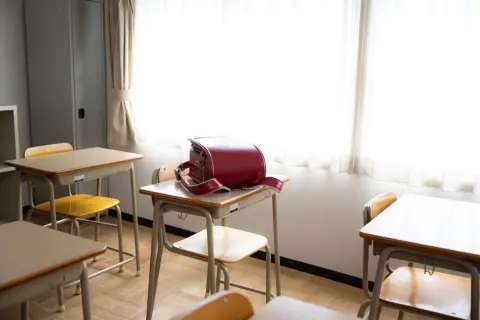 子どもの教育費に「766万円以上」の備えが必要！30代の平均貯蓄額と年収を踏まえて、学費1000万円を貯めるにはどうしたらいい？