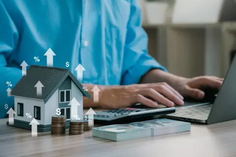 マイホームを建てて4年、昨年よりも固定資産税が「5万円」値上がり…！税金は変動するの？