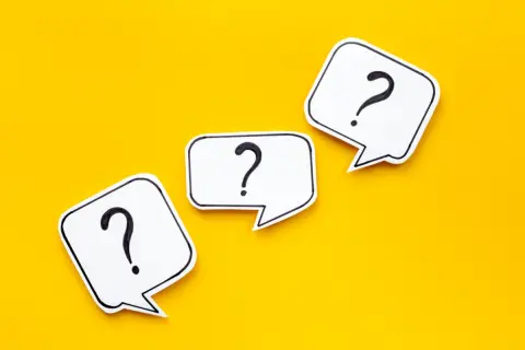 職場の近くのクリニックに通い始めました。仕事が休みの土曜日に「定期券」を使って通院しても大丈夫でしょうか？