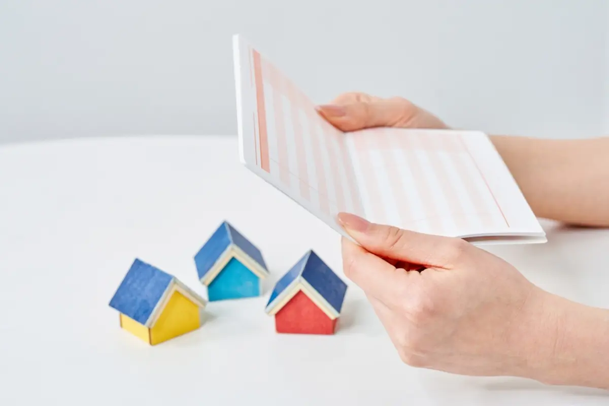 父が亡くなり、私が「1000万円相当の家」、兄が「預金3000万円」を相続しました。あとで兄から「平等にしたい」と1000万円を受け取ったのですが、課税されますか？