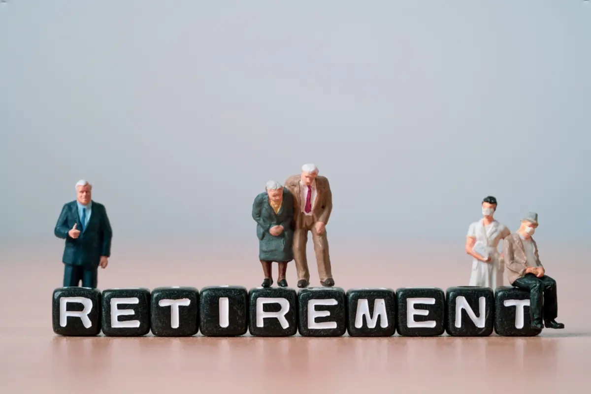 60代夫婦です。退職金と貯金を合わせて「2000万円」ほどありますが、「この先30年生きる」と考えると本当に足りるのでしょうか？