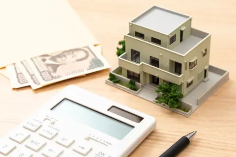 都内の戸建ては「3階建てが当たり前」と聞きビックリ！ 地元は「2階建て」が多いけど、土地の値段はそんなに違う？ それぞれの“土地価格”を比較