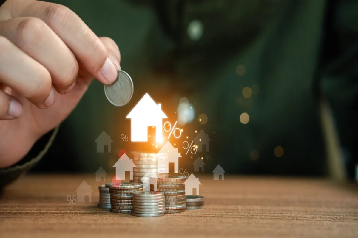 住宅ローンの金利が上昇し不安です。親には「もう少し待てば？」と言われますが繰上げ返済していいでしょうか？