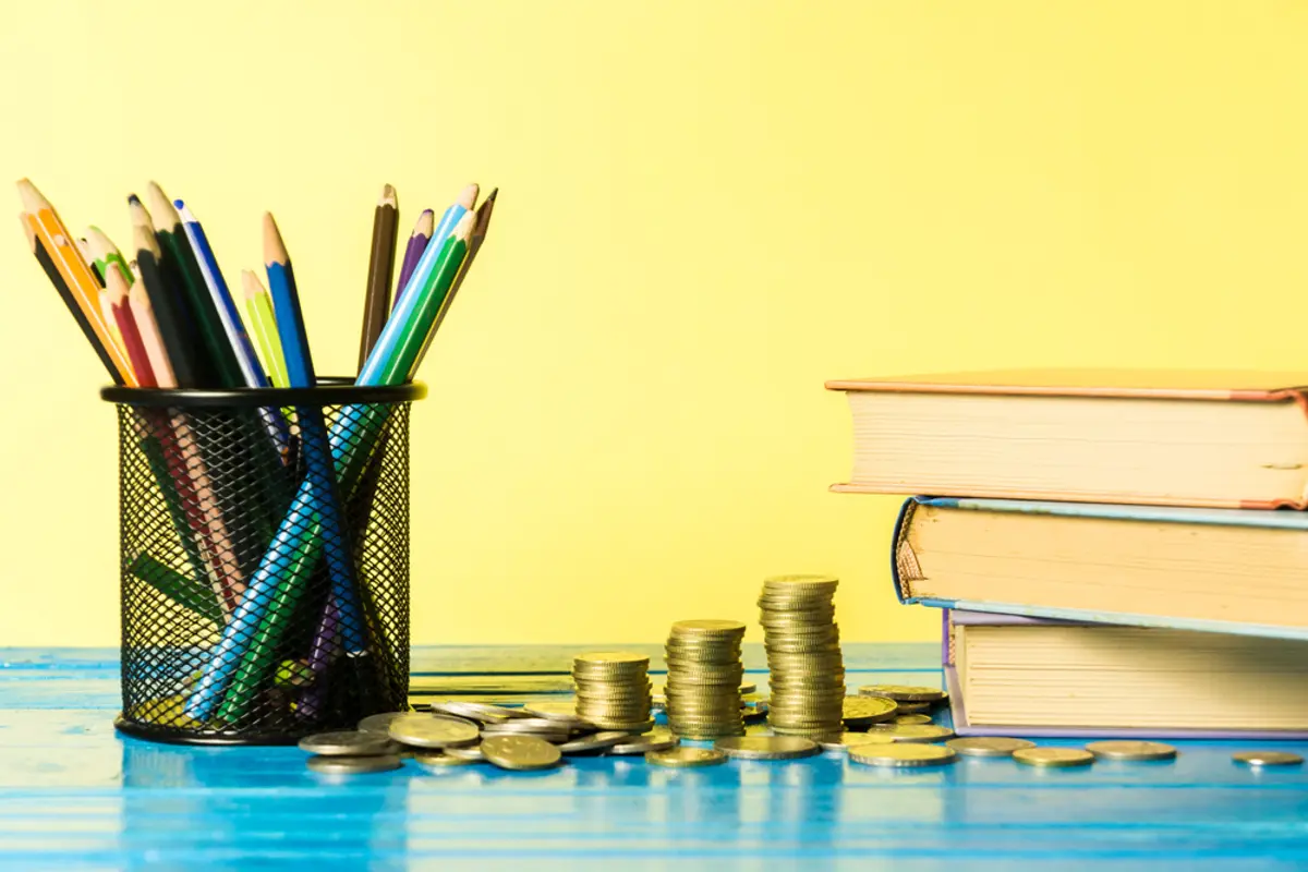 世帯年収700万円ですが、正直カツカツです…。やっぱり「子育て世帯」には足りない額なんでしょうか？