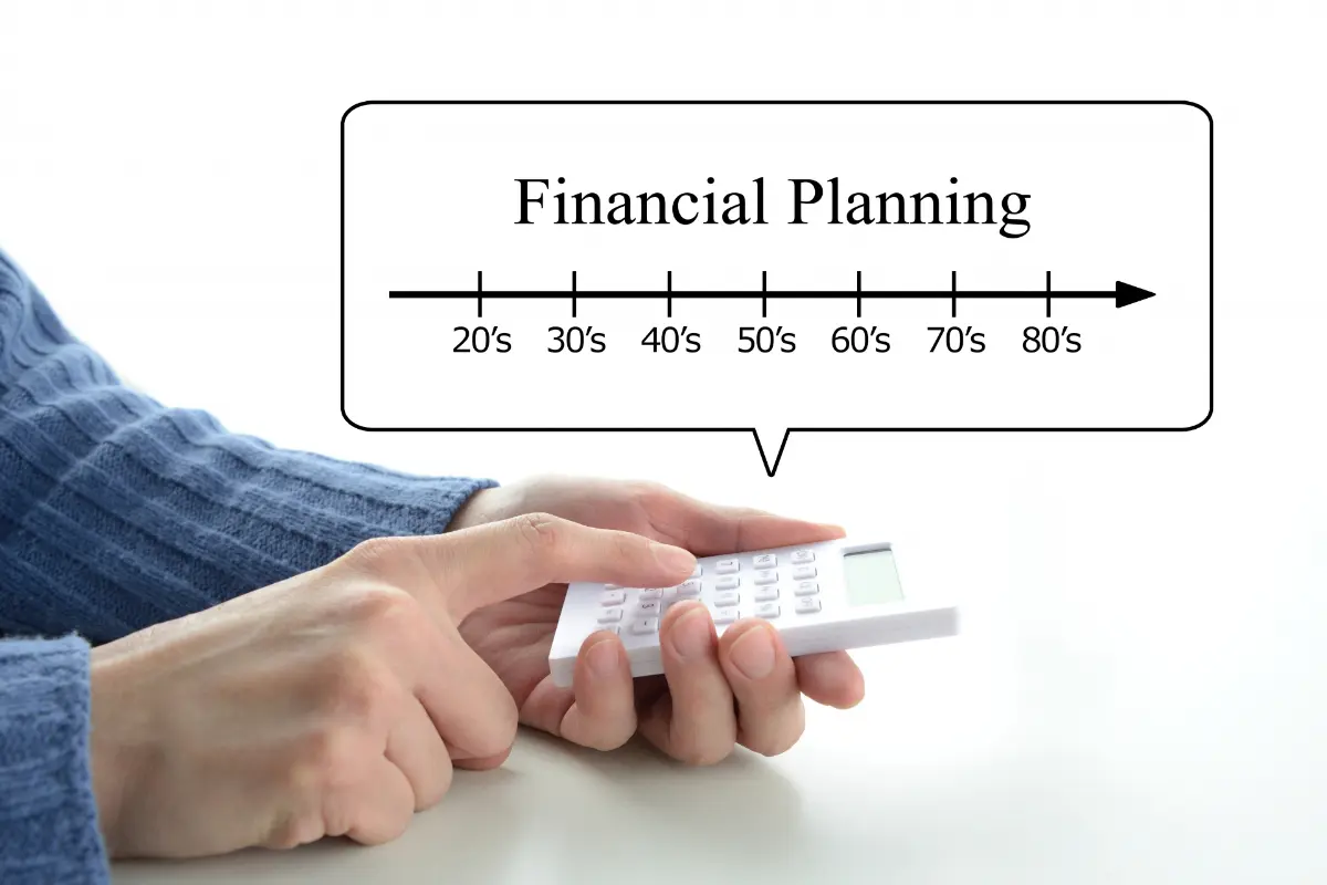 50歳会社員、年収は「600万円程度」ですが貯蓄は「200万円」しかありません！ いまからでもiDeCoやNISAをはじめれば「老後2000万円問題」に対処できますか？