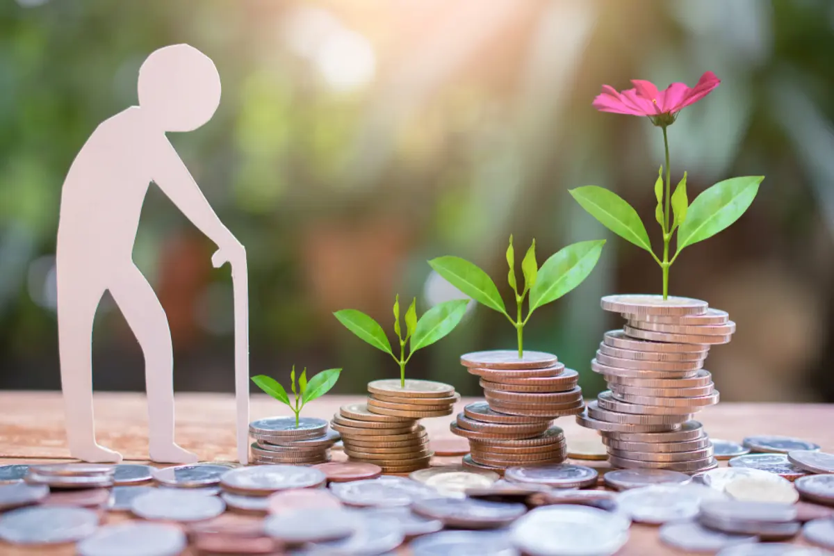 老後資金「2000万円」を貯めている人は実際にどれくらいいる？50～60代の平均貯蓄額と、40代からでもできる「賢い貯め方」とは