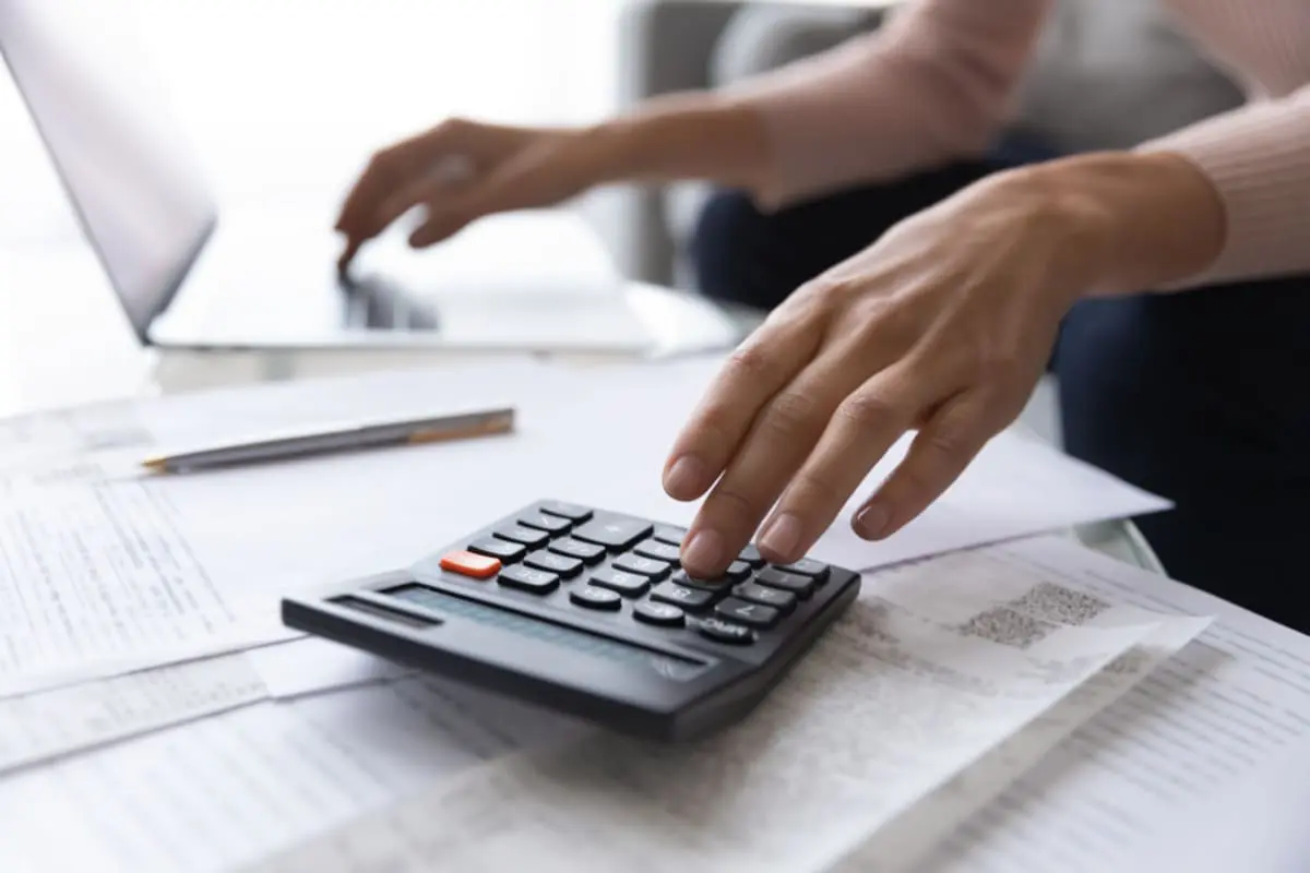 共働きなのに貯金が増えない理由とは？ 気づけば“お金を使いすぎる”家計の落とし穴