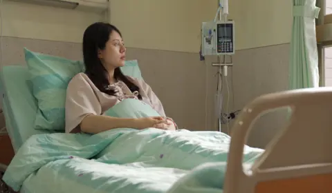 母が「2人部屋」に2週間入院して、差額ベッド代が「5万円以上」…！個室だけが対象じゃないの？