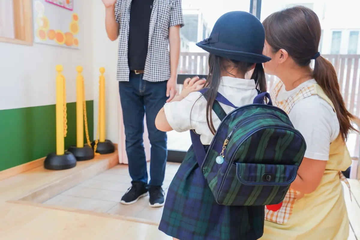 ママ友が幼稚園から大学まで娘を私立に通わせると言います。公立より当然費用が高いと思うのですが、実際にどのくらいかかるのでしょうか？