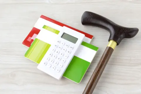 65歳になったら“勝手に”年金が振り込まれるんですよね？何も手続きしていないのですが大丈夫でしょうか？