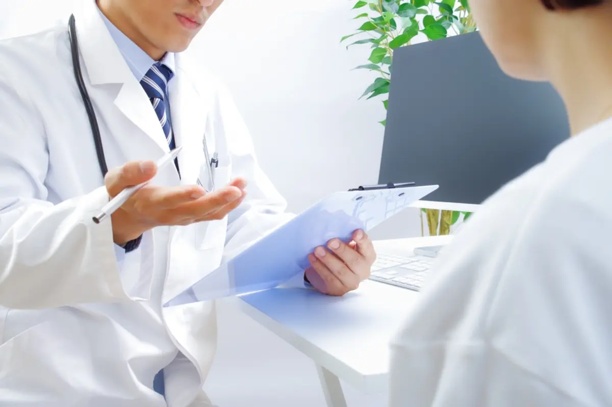 「紹介状」がないと初診で「最低5000円」の追加費用がかかる「大病院」。普通の病院と何が違うの？