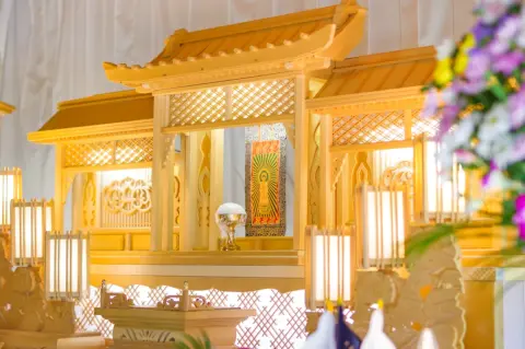 90歳の母の葬儀を行いました。母は人脈が広く、香典の総額が100万円ほどだったのですが、喪主を務めた私は税金を取られますか？