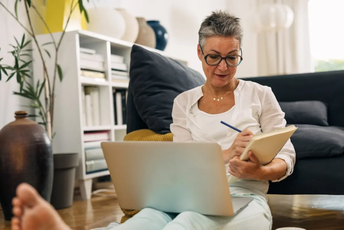 【老後】女性ひとり暮らしの場合、必要な生活費はどれくらい？