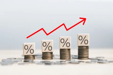 将来の年金額が「月10万円」と聞いて驚き！60歳からでも年金受給額を増やす方法はあるの？