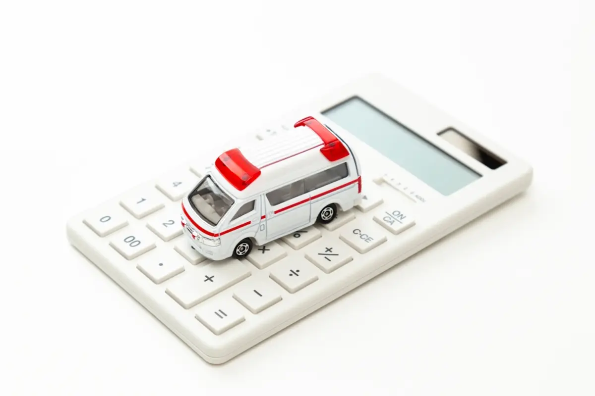 子どもがサッカー中に“熱中症”で救急搬送され「2万円」の請求が…。救急搬送ってこんなに高いのでしょうか？