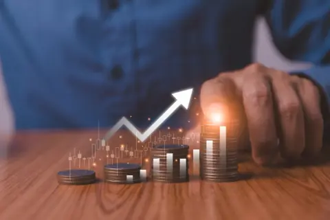 「退職金専用」の優遇金利定期預金とは？退職金「1500万円」を預けると、通常の定期預金と比べてどれくらい利息が増えるの？