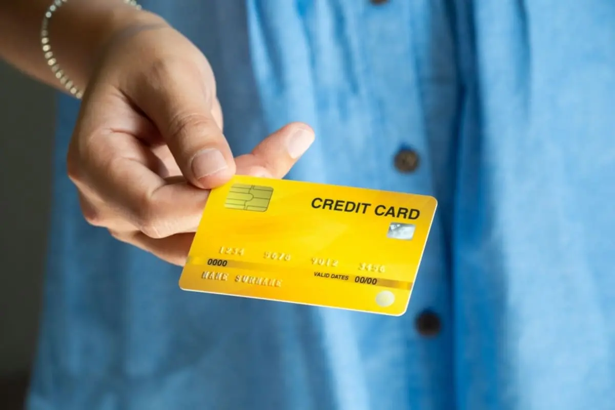 かつては年収「1000万超え」だった70代の父が「クレジットカード」を持ち始めたそうです。現役を引退した「無職」でも「審査」に通るのでしょうか？