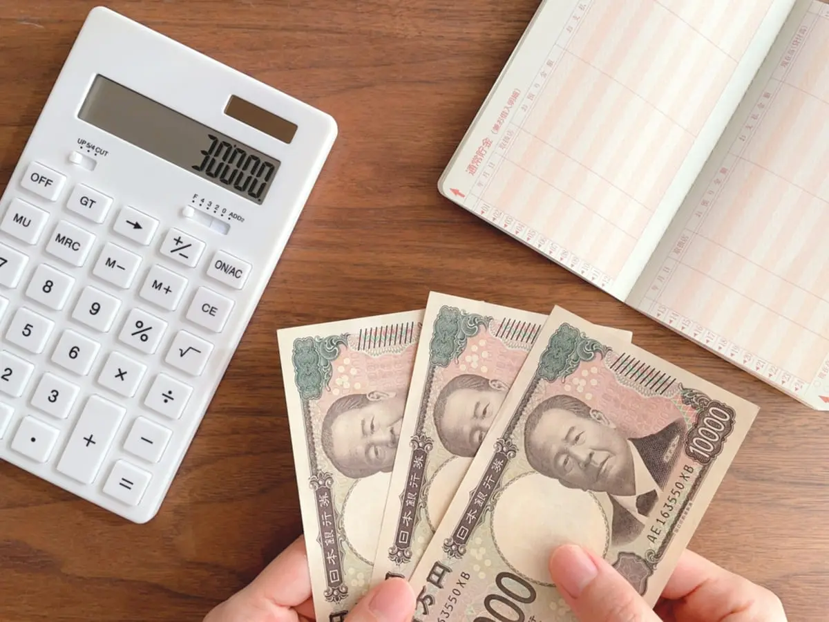 姉は教育費と老後資金用に毎月「5万円ずつ」貯金しているそうです。私は「月3万円」がやっと……。30代のうちから「効率よく貯めるコツ」はありますか？