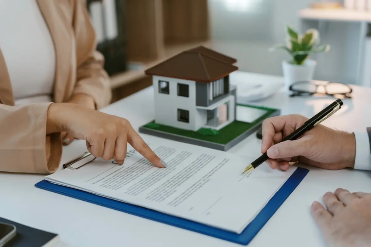 4年前に35年ローン・3500万円を借入し、マンションを購入。相続した父の遺産2500万円で繰上げ返済すると住宅ローン控除の恩恵がなくなるって本当？