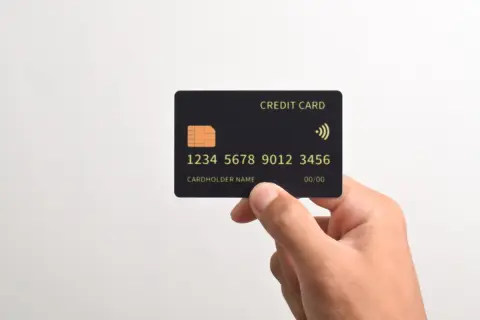 クレジットカードを10年使っています。マンション購入を前に、自分の「信用情報」を「開示」したいのですが、スマホでもできますか？「手数料」はいくらでしょうか？