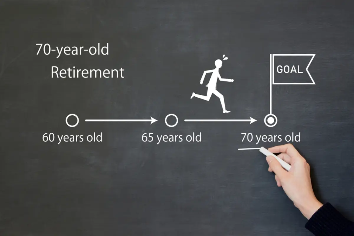 会社が「70歳定年制」の導入を検討中…。「金銭面」における70歳まで働くメリットとは？