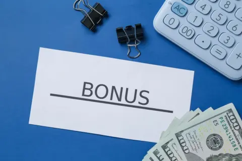 「ボーナス」が高い業界TOP3！ 「新入社員」でも「満額」もらえるの？