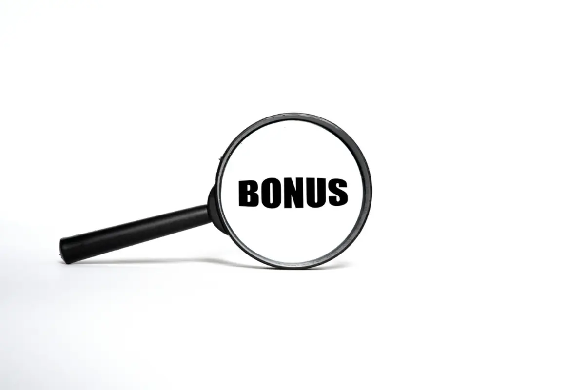 ボーナスの「額面」は夫婦で同じなのに「手取り」が異なる？ 「扶養控除や社会保険料の扶養」が影響しているって本当？