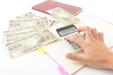 40代の共働きで世帯年収「900万円」。2人の子どもを医学部に入れたら“貯金がゼロ”に！ 40代で“老後の貯金”がないのはまずいでしょうか？