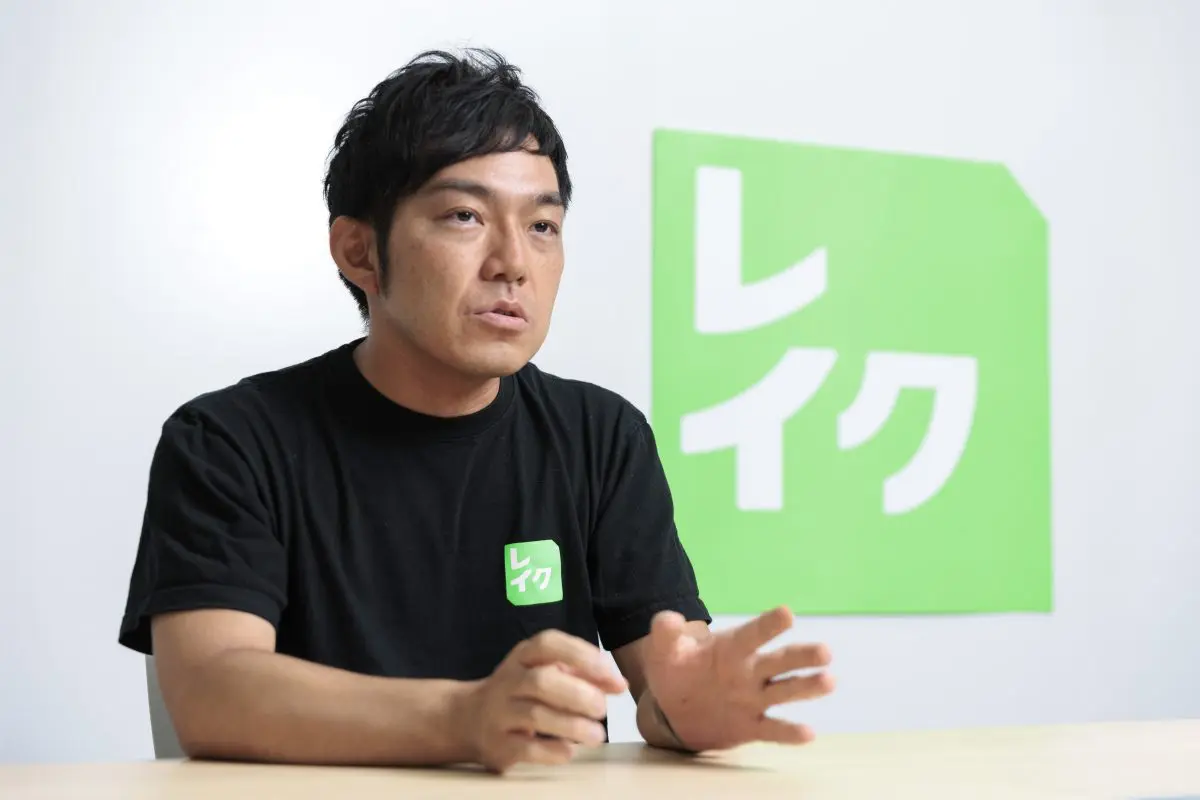 「365日間、利息ゼロで借りられる？ 生活者に寄り添うレイクの本気に迫る」新生フィナンシャル 執行役員 和泉隆則さまにインタビュー