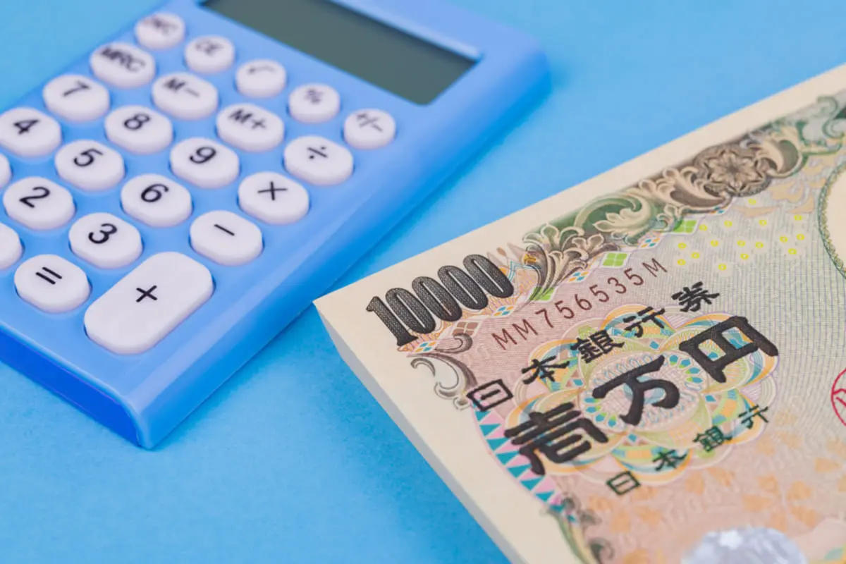 わが家の貯蓄は「200万円」です。子どもは“小・中学生の2人”だけど、平均は「2000万円」って本当ですか!? 周りは本当にそれだけ貯めているのでしょうか？