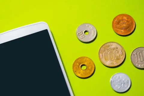 毎月の端末代を「2円」しか支払っていないという知人。安いのはいいと思うのですが、厳しい条件が設けられているのですよね？