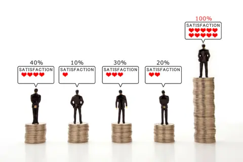 教育費に追われた結果、50代夫婦で貯金は300万円。50代の“平均”と“中央値”はどのくらい？