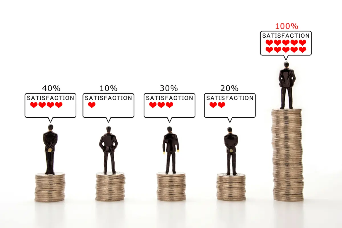 教育費に追われた結果、50代夫婦で貯金は300万円。50代の“平均”と“中央値”はどのくらい？