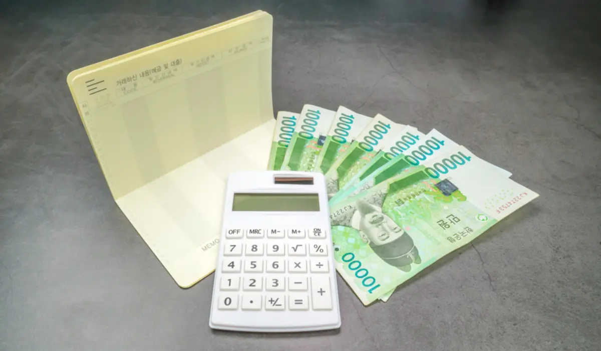 親から「あなたの通帳に100万円入れておいたから」と言われました。このようなお金って税務署にチェックされる可能性がありますか？