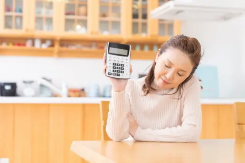 定年目前で貯蓄は1000万円です。「2000万円」には届かなさそうなのですが、夫婦2人で老後生活していけるでしょうか…