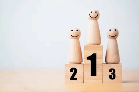 初任給が高い業種TOP3！3位の「不動産業・物品賃貸業」、2位の「医療・福祉」をおさえて1位に輝いた業種とは？