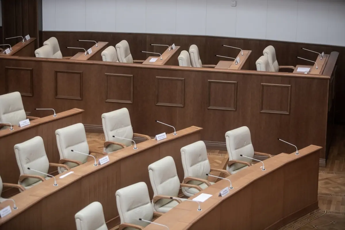 国家公務員のボーナスがアップ！ 総理大臣や国会議員ももらえる？いくら支給されるの？