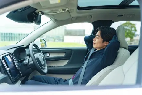 親名義の車を息子が日常使い。事故の「修理費120万円」でも保険は無効!? “所有者と使用者が違う”とどうなる？