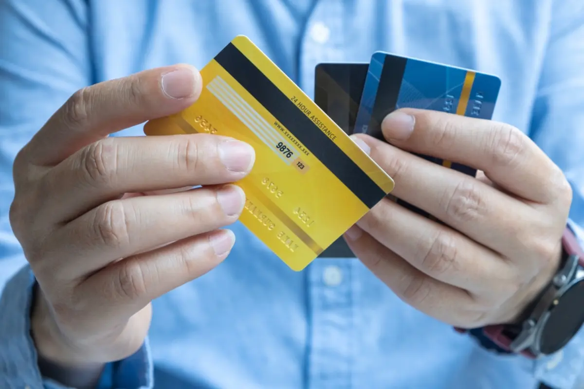 「クレジットカード」の「ご利用可能枠」ってどうやって決まるの？ 急に「増えたり減ったりする」のはなぜ？