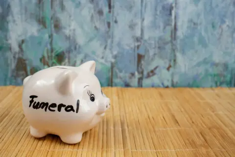 親が亡くなり、葬儀にかかった費用は「約200万円」でした。この費用は、相続税から控除できるのでしょうか？