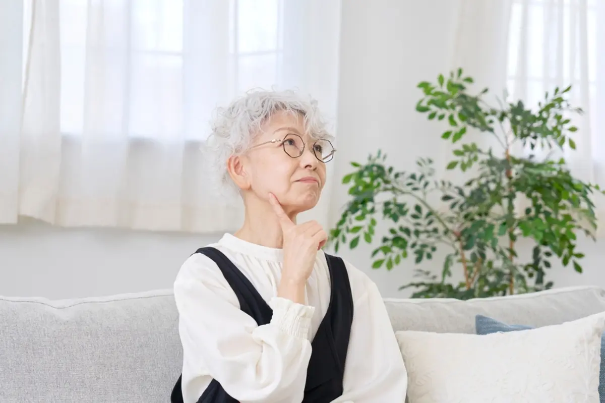 夫の扶養に入っていた60歳の妻ですが、「第3号の届け出漏れ」で“未加入期間”が「2年」ありました。今から追納すれば、将来の年金は増えますか？