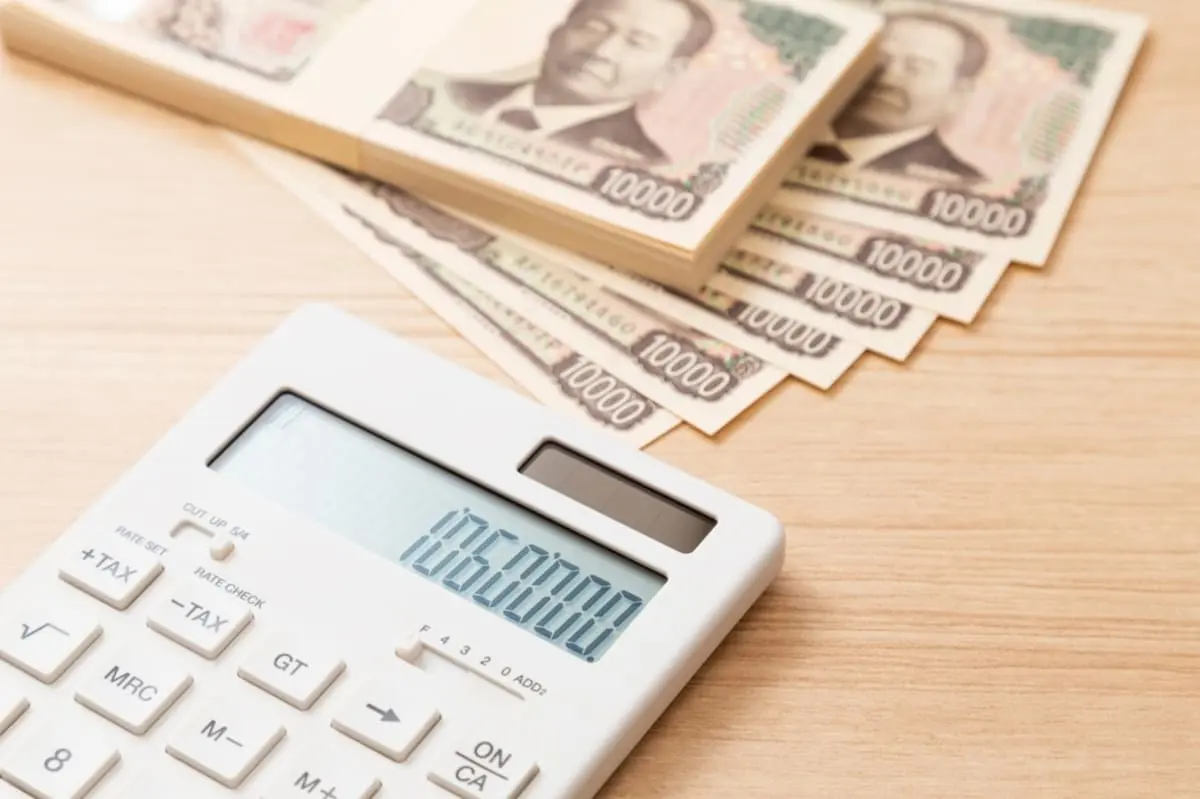 パートの「106万円の壁」について質問です。「月9万円」を超えて働いているのですが、今後いくらか引かれてしまうのでしょうか？