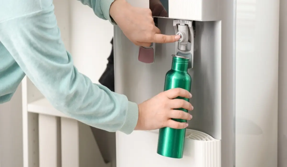 便利そうだからとウォーターサーバーを契約しましたが、1年で「約5万円」かかりました…。コンビニの水の方が安かった気がします。本当に得だったのでしょうか？