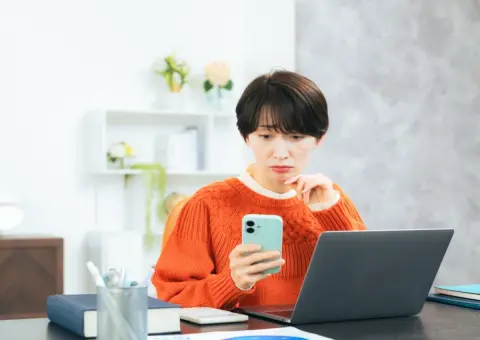 無職の息子が「国保」を滞納…放置していたら“60万円”の請求が！ “扶養外”の子どもでも親に連絡がくる？ その理由と対処法