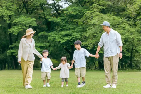 入園料にランチ代、交通費も…夏の家族レジャーで「5万円」が一瞬で消えてしまう！レジャー施設ってどこも値上がりしているのでしょうか？